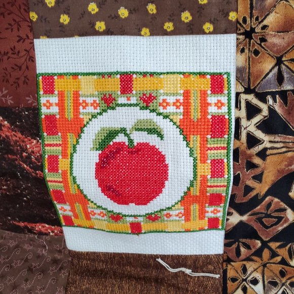 Cross Stitch Quilt Patchwork Lap Throw Blanket Hand Made Kitchen Theme 38" x 60" - Picture 10 of 14